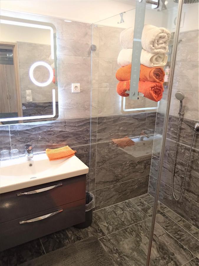 Apartman Speranza 罗维尼 外观 照片