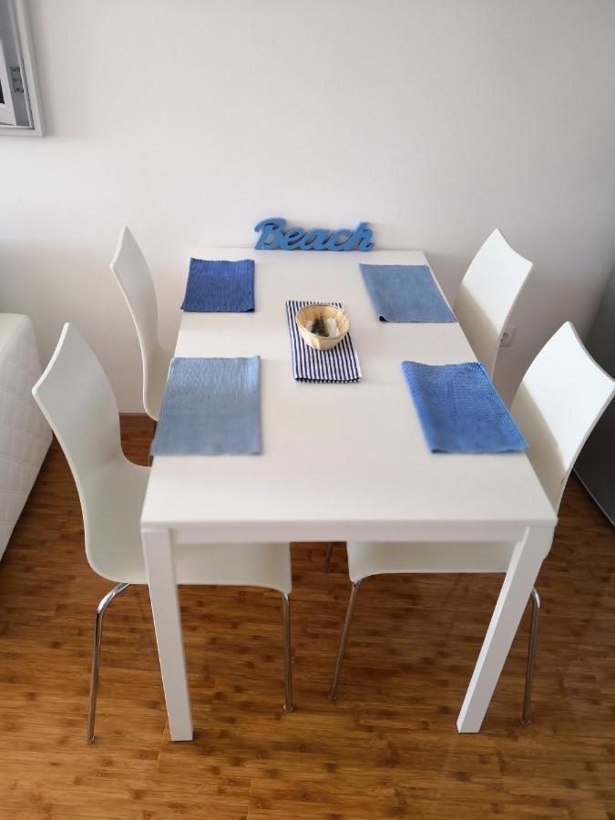 Apartman Speranza 罗维尼 外观 照片